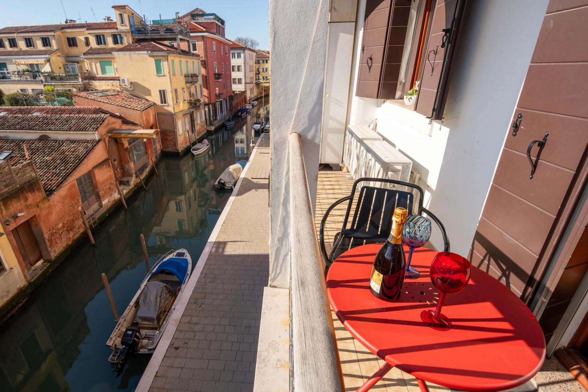 Venezia Vista Canale Bagian luar foto