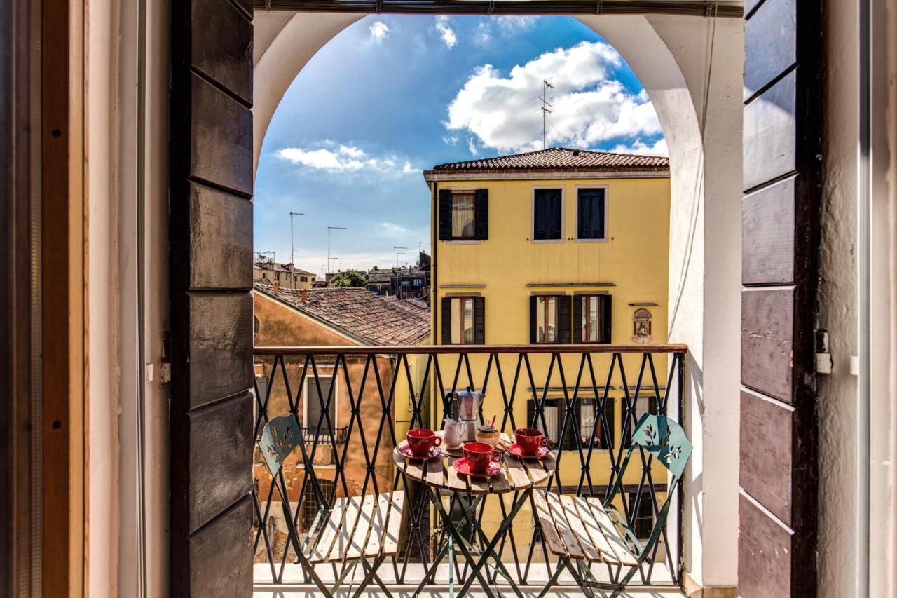 Venezia Vista Canale Bagian luar foto